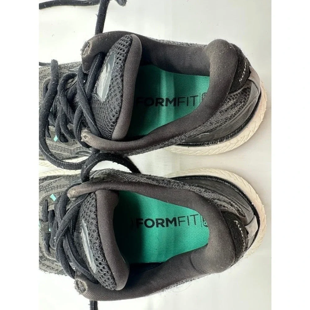 Saucony Triumph 19 Womens Running Shoes Black Teal S10678-10 Size 7.5